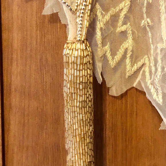 Sheer sequined shoulder throw - Picture 7 of 13